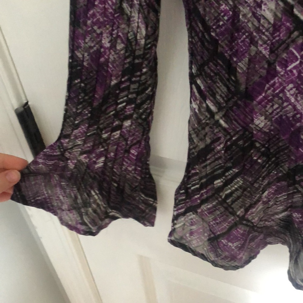 sheer blouse - Picture 2 of 3